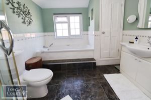 ALBERT ROAD- click for photo gallery